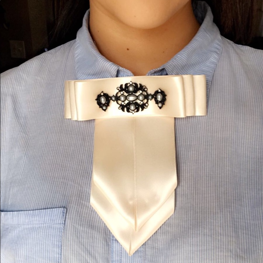 Brooch bows - Picture 3 of 8
